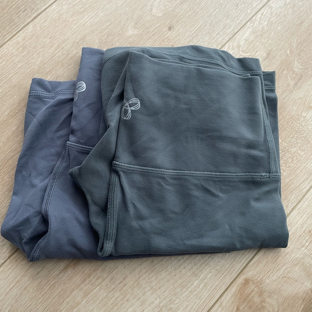 TNA butter 7” shorts size small